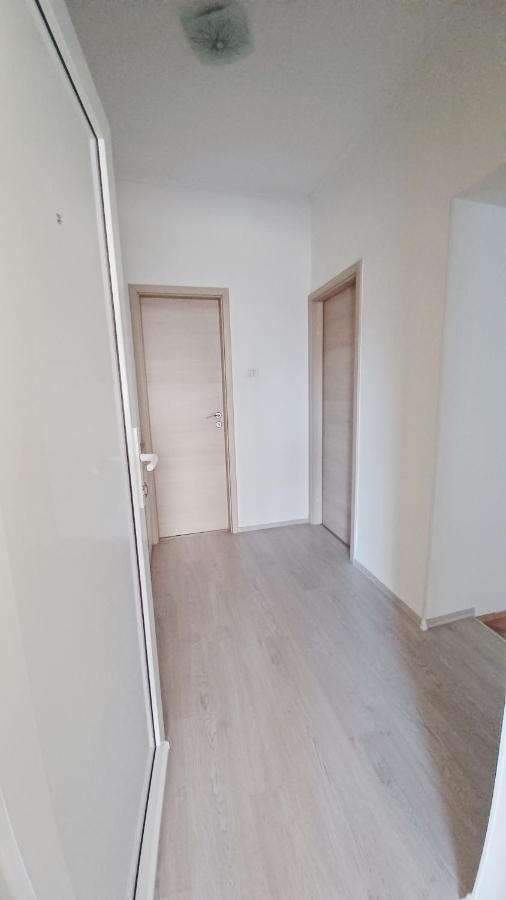 Apartman Dora Pula Exterior foto