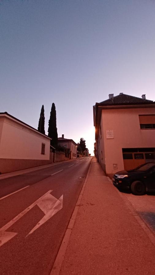Apartman Dora Pula Exterior foto